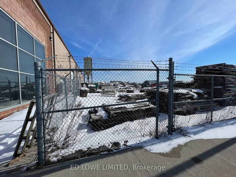 69 Saunders Road, Barrie, ON, 400 East