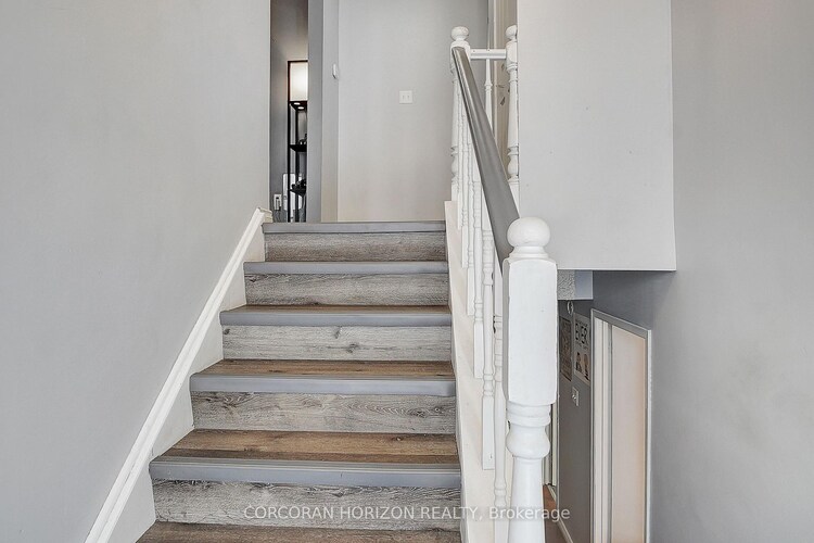 320 Country Hill Drive, Kitchener, ON, 