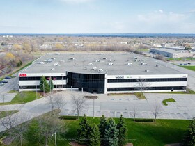 3450 Harvester Road, Halton, ON , MLS #W12062797 , Image - 1