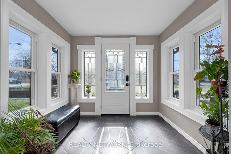 33 Rosedale Avenue, St. Catharines, ON, 455 - Secord Woods