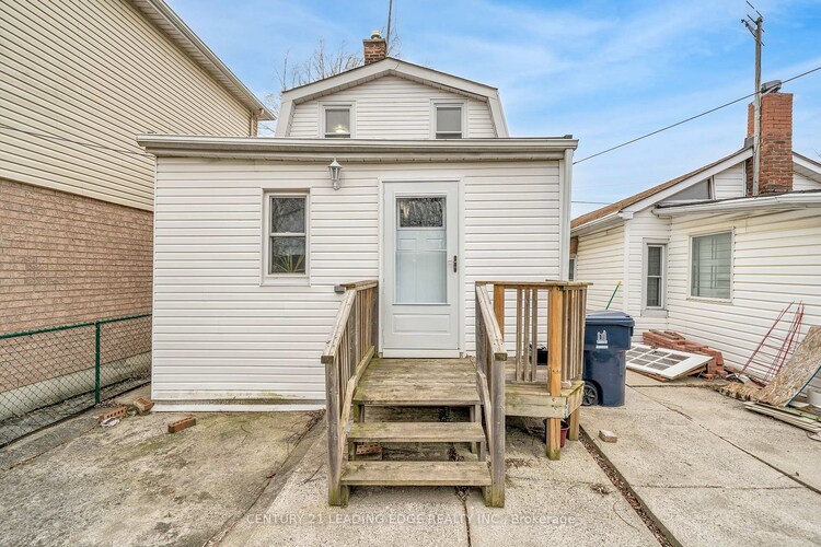 81 Lillington Avenue, Toronto, ON, Birchcliffe-Cliffside