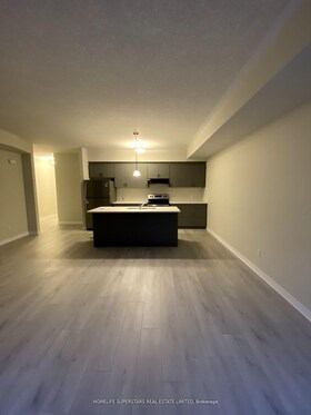 25 Isherwood Avenue W, Waterloo, ON , MLS #X12064784 , Image - 1