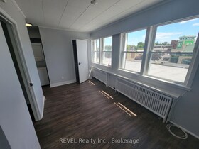149 Clarence Street N, Niagara, ON , MLS #X12064989 , Image - 1