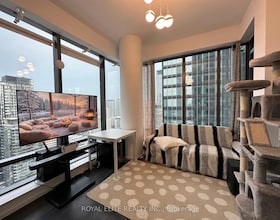 5 St Joseph Street, Toronto, ON , MLS #C13486814 , Image - 1