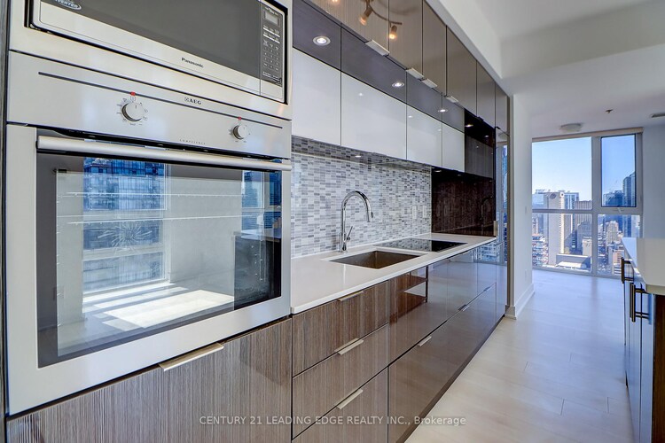 318 Richmond Street, Toronto, ON, Waterfront Communities C1