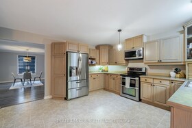 596 Harris Circle, Middlesex, ON , MLS #X12065518 , Image - 1