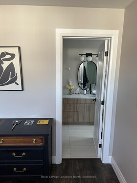 195 Courtland Street W, Grey County, ON , MLS #X12065558 , Image - 1