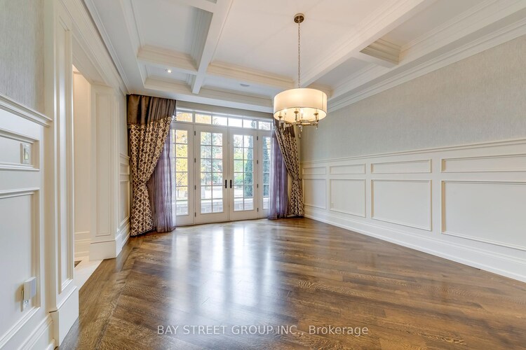 1031 Lakeshore Road W, Oakville, ON, 1017 - SW Southwest