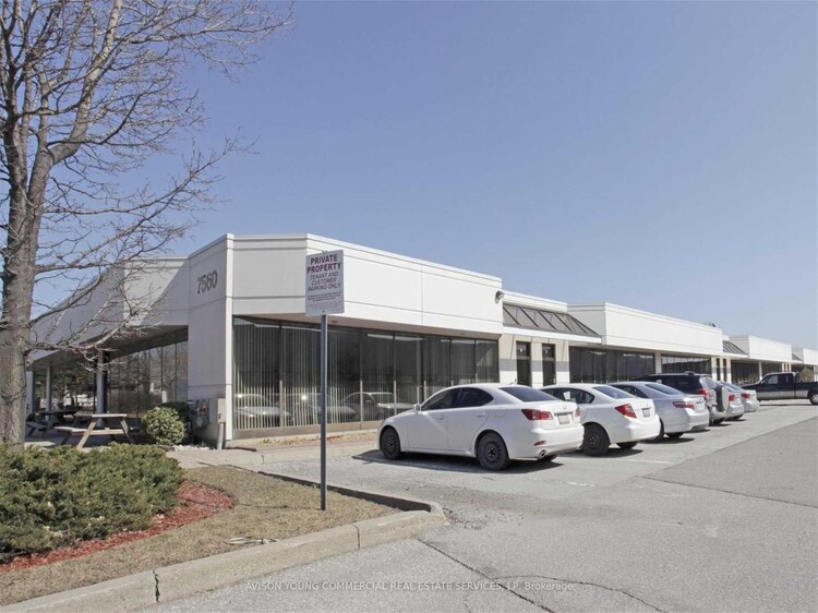 7560 Airport Road, Mississauga, ON, Northeast