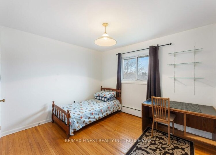 14 Machar Place, Kingston, ON, 18 - Central City West