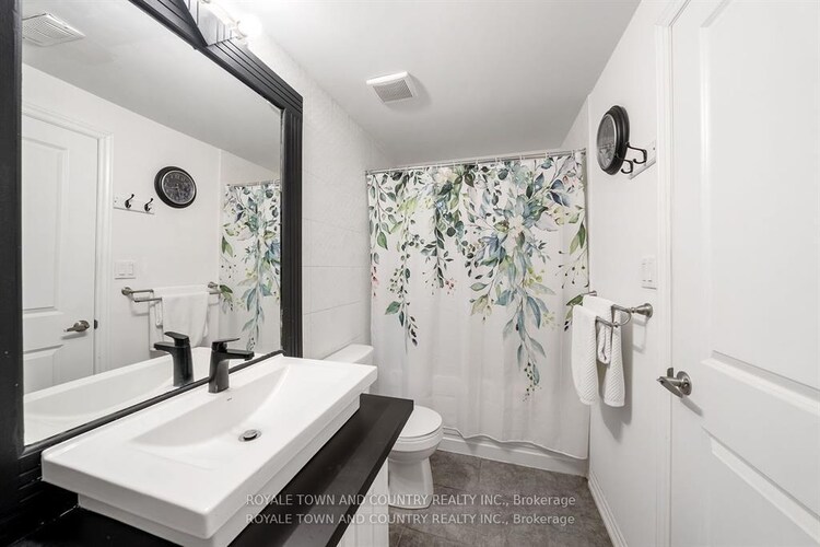 14 Hennessey Crescent, Kawartha Lakes, ON, Lindsay