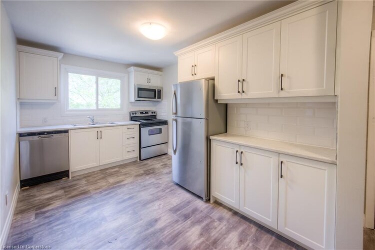 158 Erb Street, Waterloo, ON, 