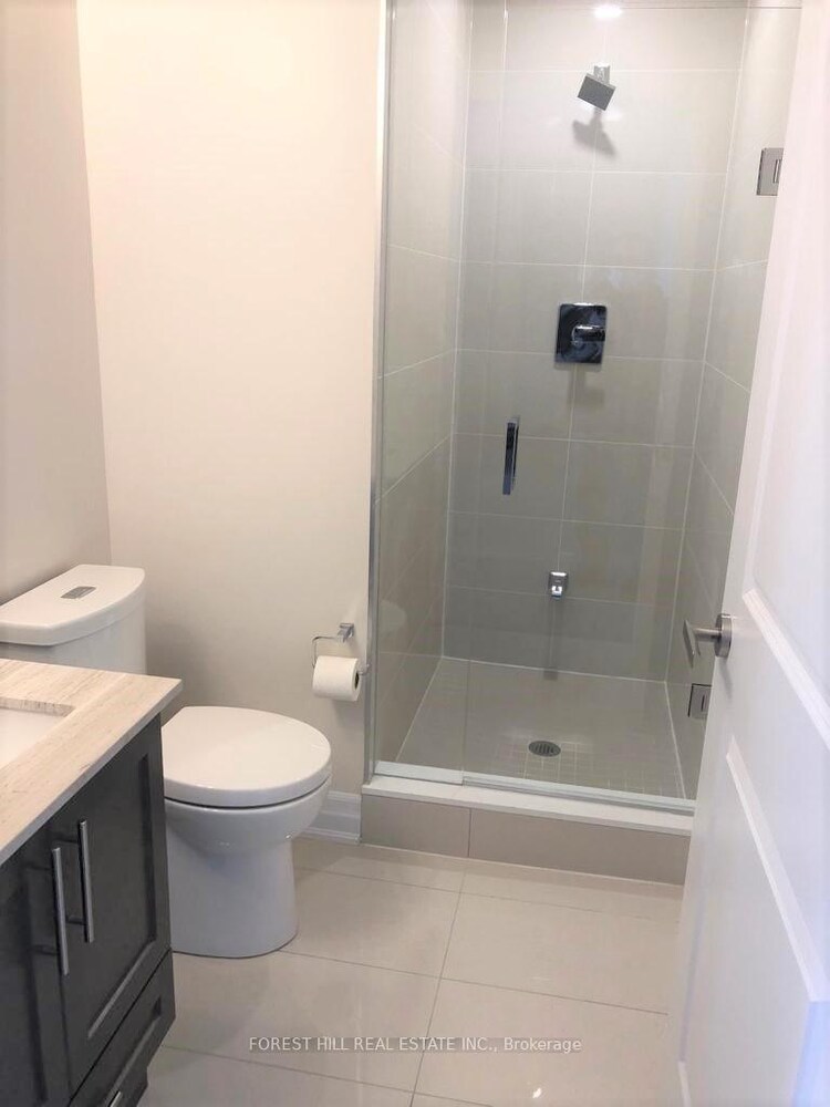 9075 Jane Street, Vaughan, ON, Concord