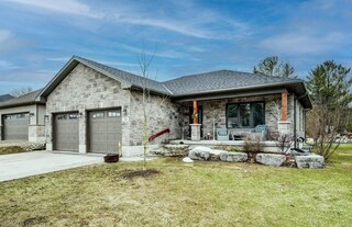35 Ann Street N, Minto, ON