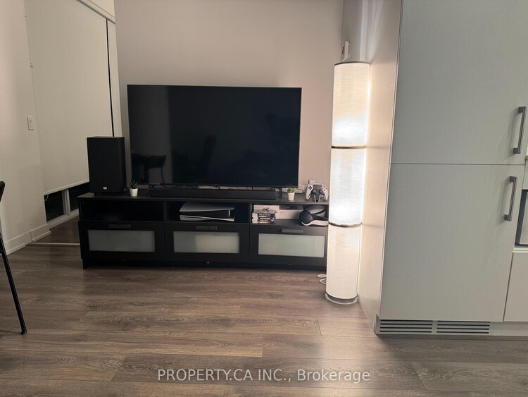 87 Peter Street, Toronto, ON, Waterfront Communities C1