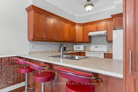 127 Oakhaven Place, Hamilton, ON , MLS #X12107754 , Image - 1