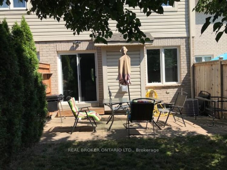 2069 Glenhampton Road, Oakville, ON, 1019 - WM Westmount