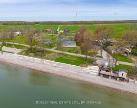 557 Edgewater Place, Haldimand, ON , MLS #X12941476 , Image - 1