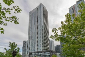75 Queens Wharf Road, Toronto, ON