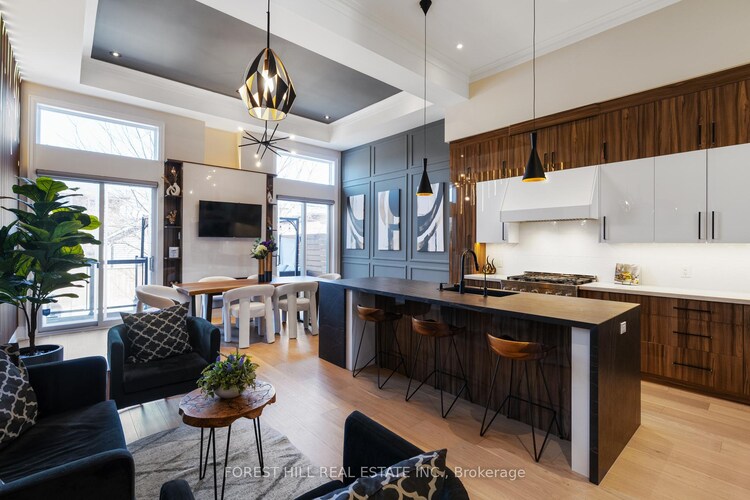 32 Algoma Street, Toronto, ON, Mimico