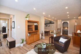 105 Bismark Drive, Waterloo, ON , MLS #X12450796 , Image - 1