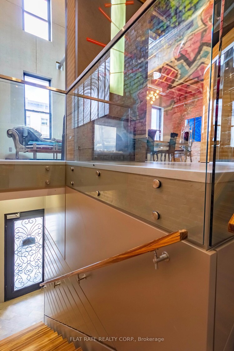 139-141 HUNTER Street W, Peterborough, ON, Town Ward 3