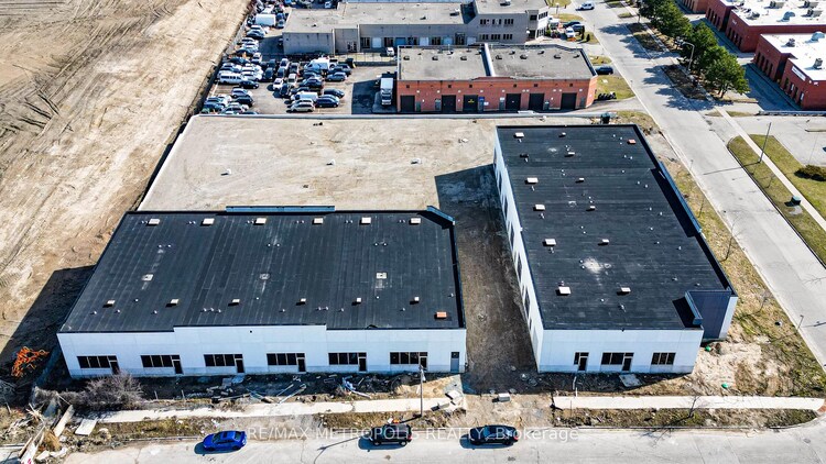 95 State Crown Boulevard, Toronto, ON, Milliken