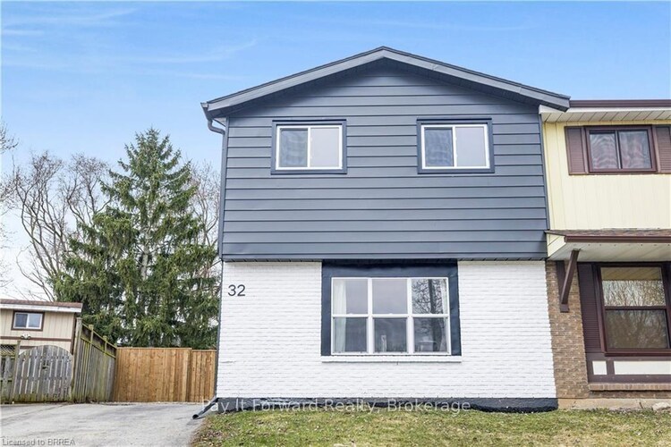 32 Enfield Crescent, Brantford, ON, 
