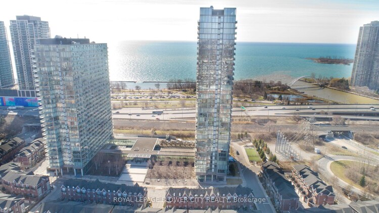 105 The Queensway Avenue, Toronto, ON, High Park-Swansea