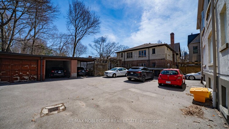 809-811 Duplex Avenue, Toronto, ON, Lawrence Park South