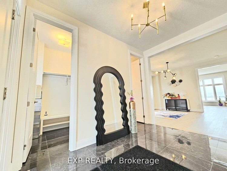 33 John Dallimore Drive, Georgina, ON, Keswick South