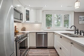 121 GRANT Boulevard, Hamilton, ON , MLS #X12071997 , Image - 1