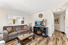 31 Durham Street W, Kawartha Lakes, ON , MLS #X12111049 , Image - 1