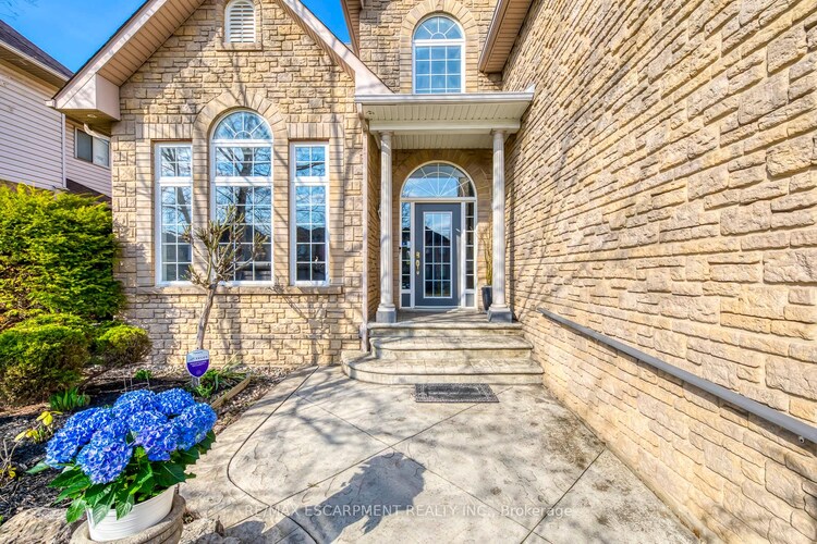 39 Thoroughbred Boulevard, Hamilton, ON, Meadowlands