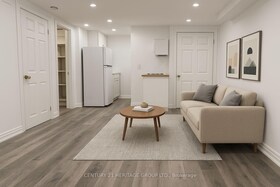 135 Glenway Circle, York, ON , MLS #N12072224 , Image - 1