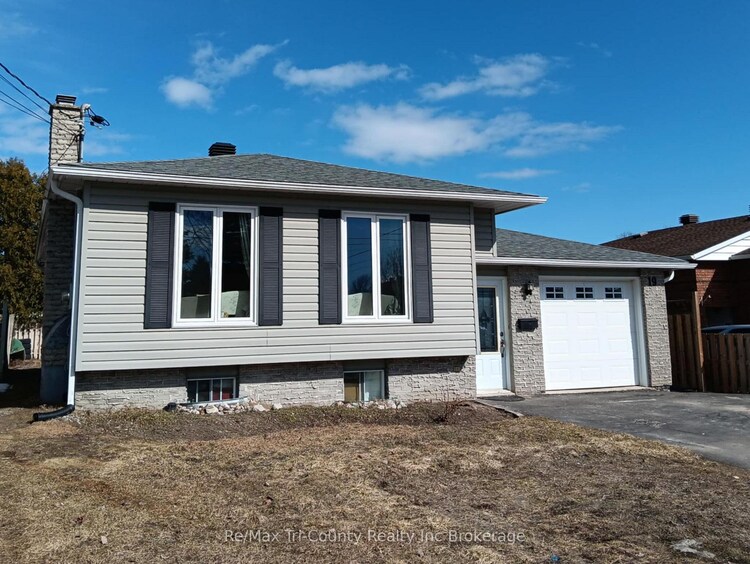 19 Belleview Crescent, North Bay, ON, College Heights