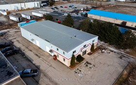 17 Stewart Court, Dufferin, ON , MLS #W12278690 , Image - 1