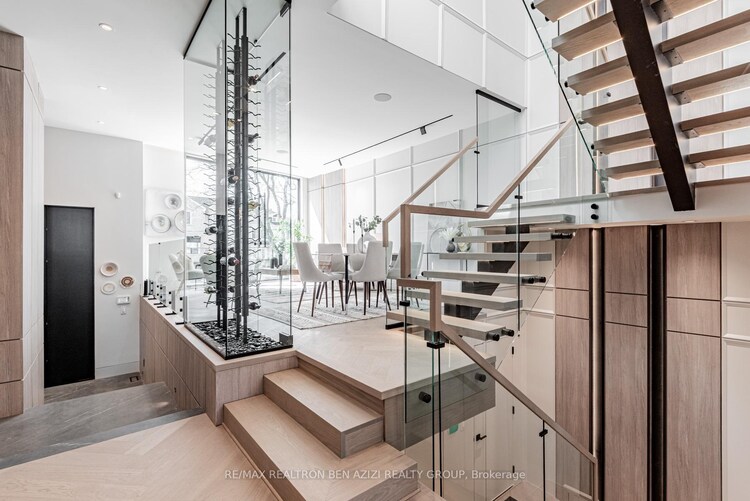 19 Ridley Boulevard, Toronto, ON, Lawrence Park North