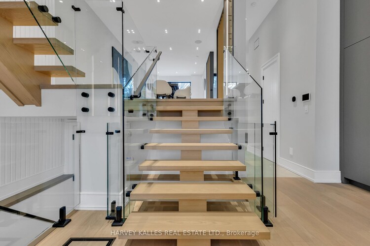 116 Briar Hill Avenue, Toronto, ON, Lawrence Park South