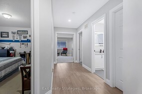158 Voyager Pass, Hamilton, ON