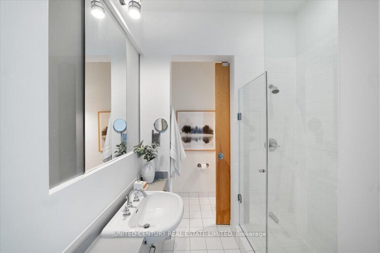 155 Dalhousie Street, Toronto, ON, Church-Yonge Corridor