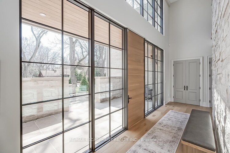 3093 Princess Boulevard, Burlington, ON, Roseland