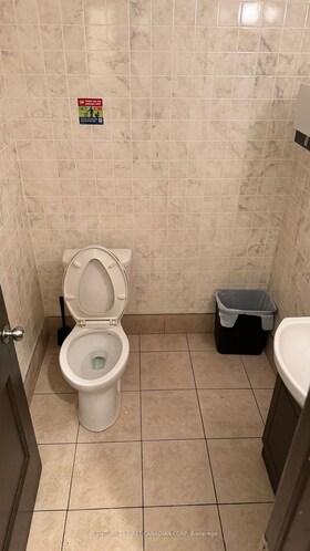 346 Richmond Street, Middlesex, ON , MLS #X12075745 , Image - 1