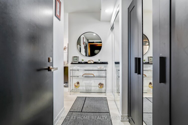 31 Tippett Road, Toronto, ON, Clanton Park