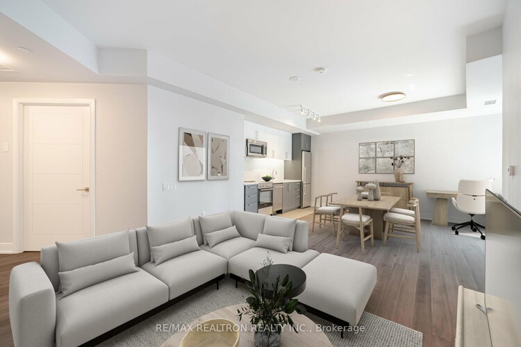 2525 Bathurst Street, Toronto, ON, Forest Hill North