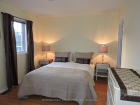 5525 Palmerston Crescent, Peel, ON , MLS #W12076305 , Image - 1