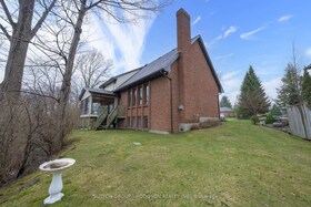 32 Tallwood Circle, Middlesex, ON , MLS #X12077621 , Image - 1