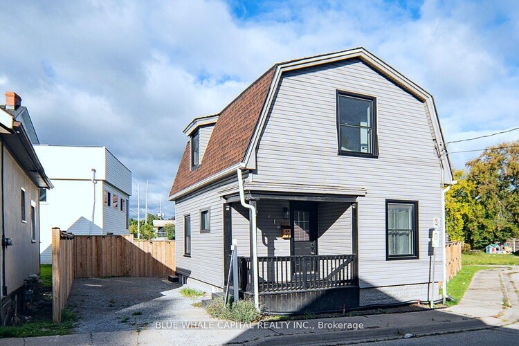 1 Prince Street, St. Catharines, ON, 450 - E. Chester