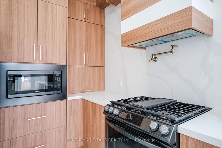 83 Kalmar Avenue, Toronto, ON, Birchcliffe-Cliffside