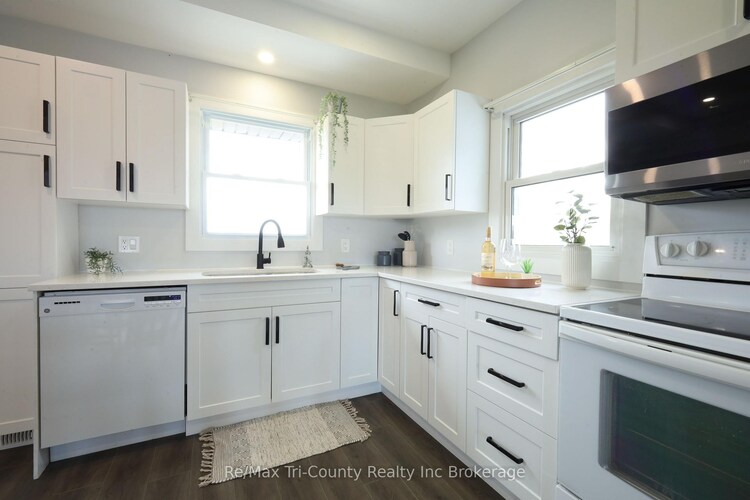 2822 LAKESHORE Road, Norfolk, ON, Norfolk